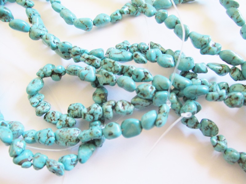(image for) Turquoise Howlite small nugget beads #1108CC